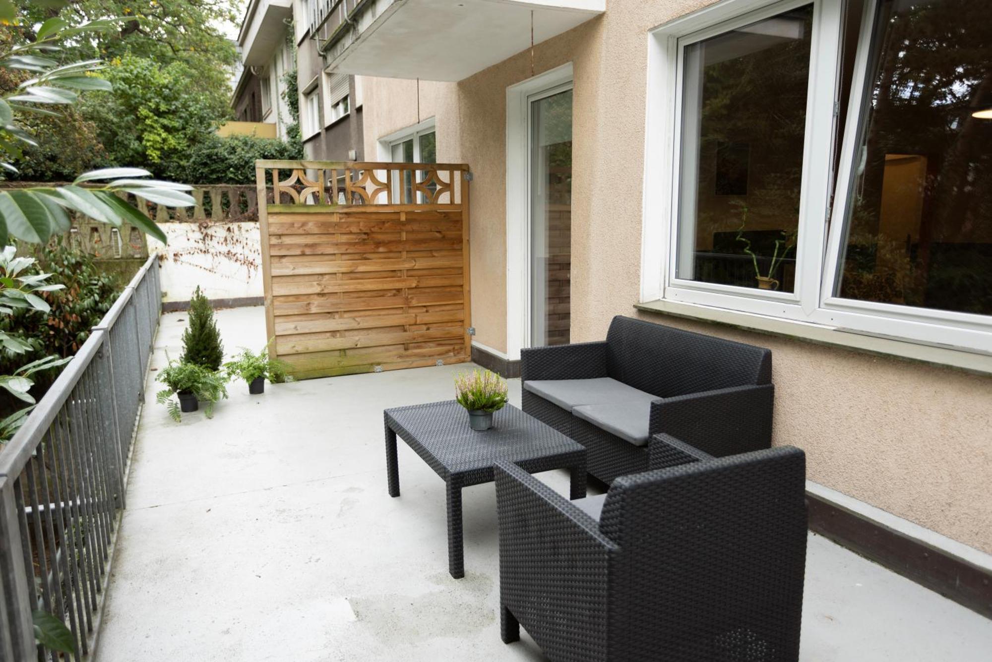 Central Apartment With Terrace And A Free Parking Duisburg Ngoại thất bức ảnh