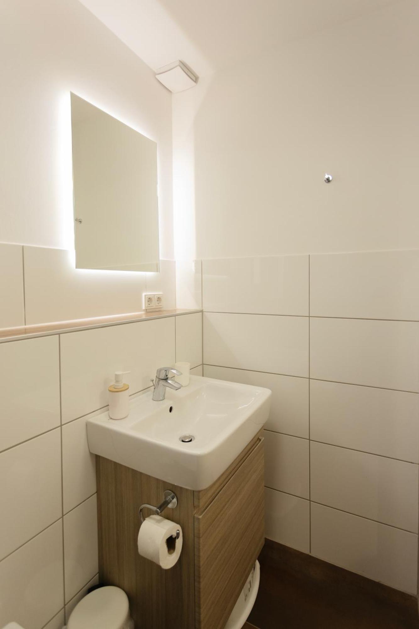 Central Apartment With Terrace And A Free Parking Duisburg Ngoại thất bức ảnh