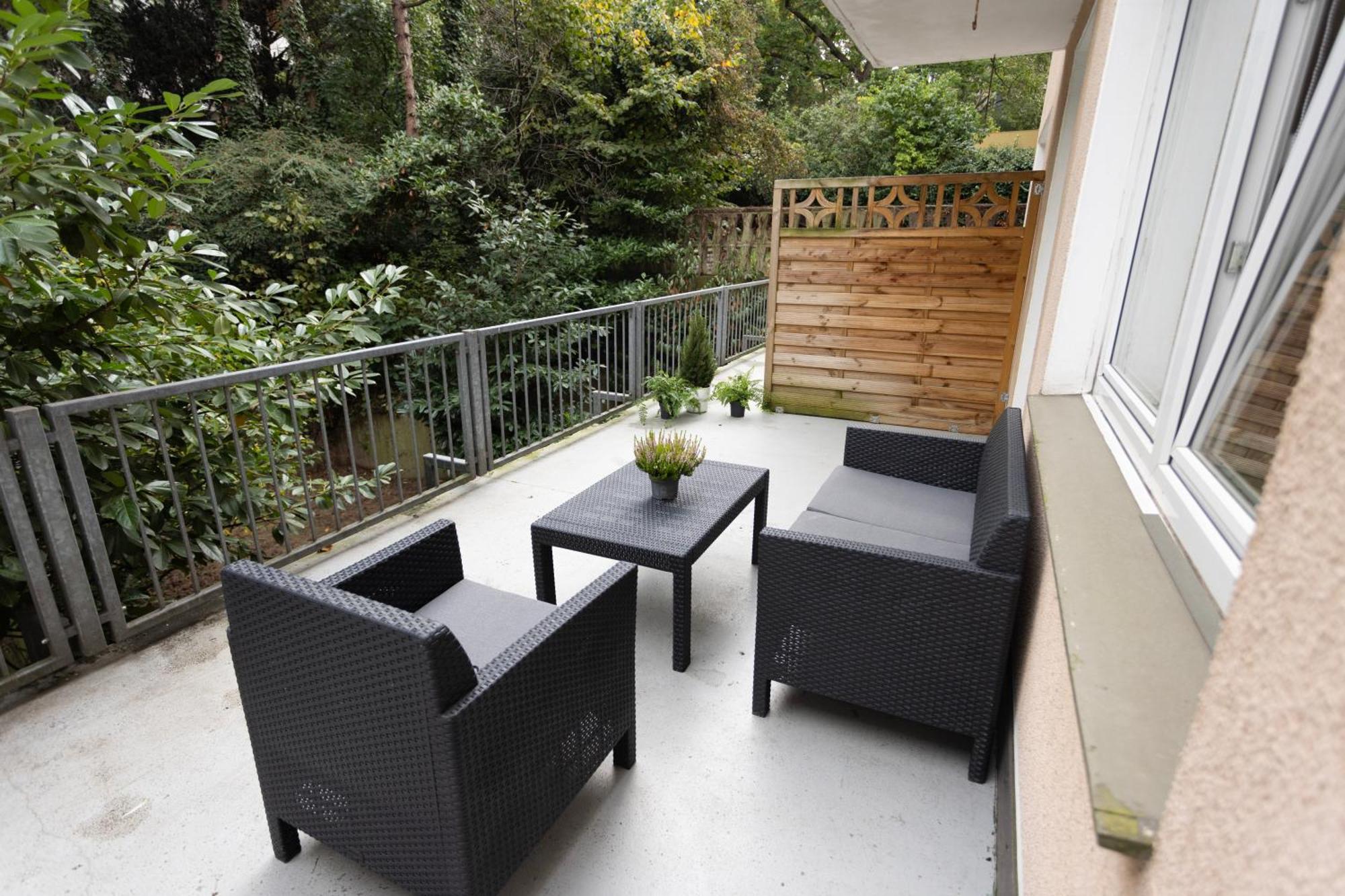 Central Apartment With Terrace And A Free Parking Duisburg Ngoại thất bức ảnh